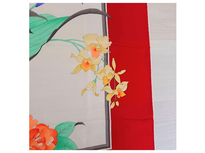 Leonard Seidenschal mit buntem Blumenmuster und rotem Rand Mehrfarben - Ansicht 7