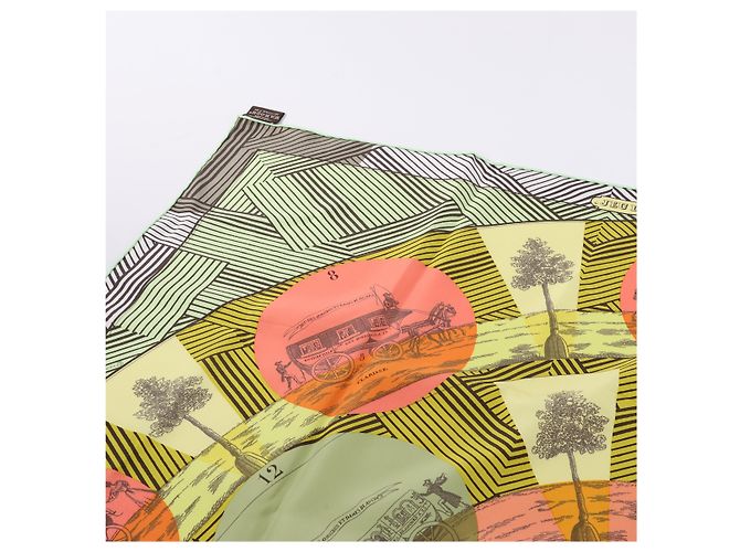 Foulard Hermès Carré 90 "JEU DES OMNIBUS ET DAMES BLANCHES" 100% Seta Verde - vista 5