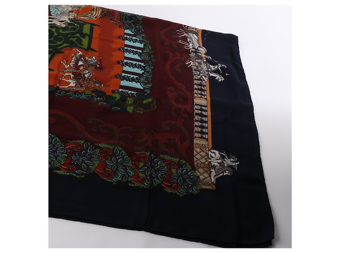 Garden Sciarpa in Cashmere e Seta Hermès Carré Geant "LE PARADIS DU ROY" in Nero - vista 3