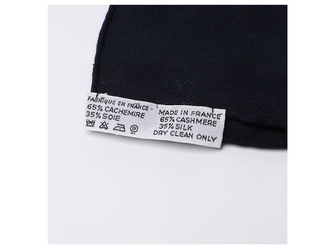 Garden Sciarpa in Cashmere e Seta Hermès Carré Geant "LE PARADIS DU ROY" in Nero - vista 8