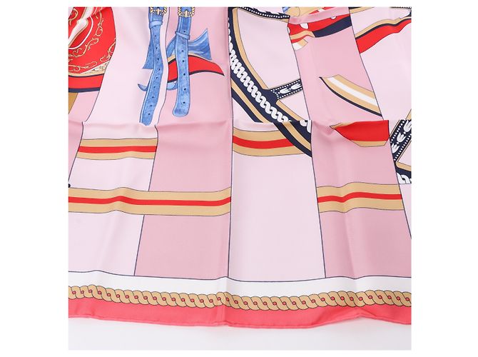 Foulard Hermès Carré 90 "LA BERLINE BAYADERE" 100% Seta in Rosa - vista 4