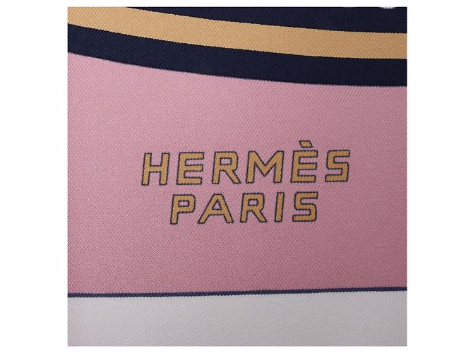 Foulard Hermès Carré 90 "LA BERLINE BAYADERE" 100% Seta in Rosa - vista 8