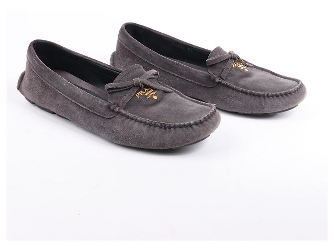 Bow Mocassins de camurça Prada com laço em cinza, tamanho 39 EU - vista 2