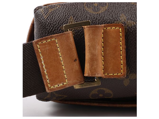 Borsa a spalla Louis Vuitton Monogram Abbesses GM M40526 Marrone - vista 15