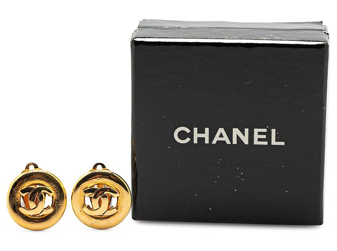 Orecchini rotondi a clip in oro placcato CC dorato Chanel D'oro - vista 4
