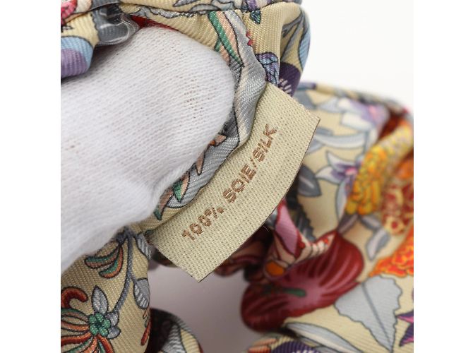 Hermès Harper Avalon Scrunchie de Seda Multicor Bege - vista 5
