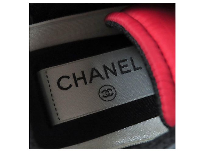 Sneakers in pelle scamosciata con logo Chanel per donne Multicolore - vista 11