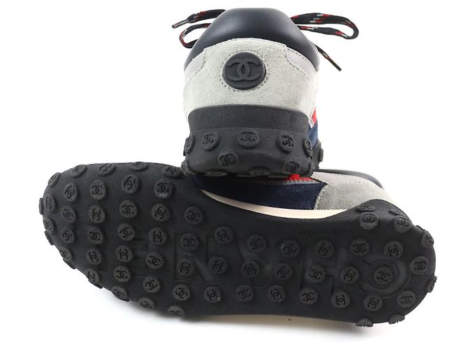 Sneakers in pelle scamosciata con logo Chanel per donne Multicolore - vista 6
