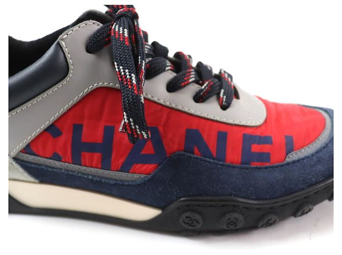 Sneakers in pelle scamosciata con logo Chanel per donne Multicolore - vista 8