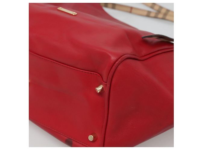 Sac fourre-tout en cuir rouge et or Auth 125684 de BURBERRY Doré - vue 14