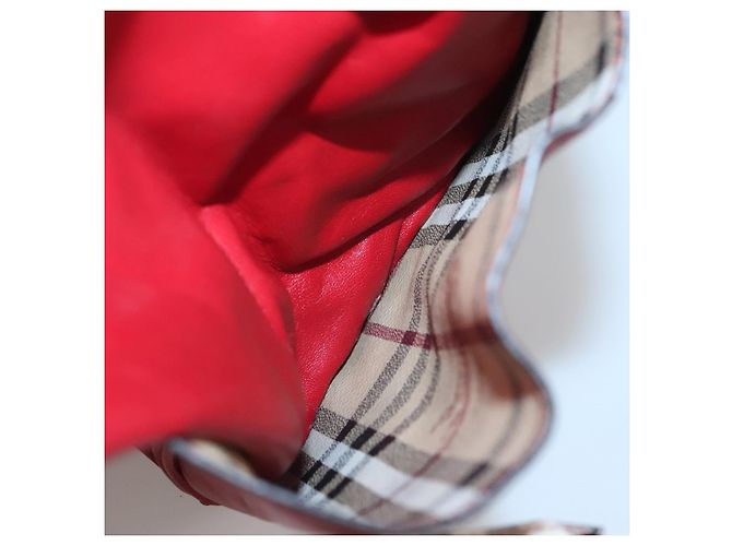 Sac fourre-tout en cuir rouge et or Auth 125684 de BURBERRY Doré - vue 21