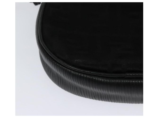 Borsa a spalla in tela Zucca FENDI nera e oro Auth mr1448 Nero D'oro - vista 15