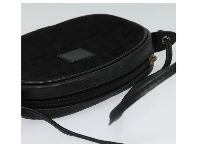 Borsa a spalla in tela Zucca FENDI nera e oro Auth mr1448 Nero D'oro - vista 6