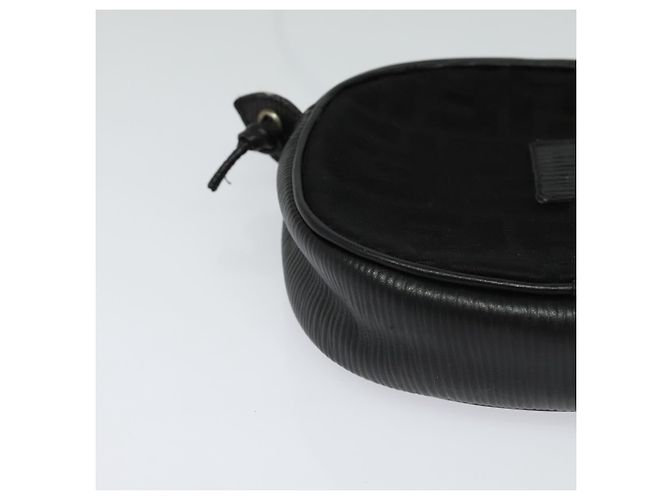Borsa a spalla in tela Zucca FENDI nera e oro Auth mr1448 Nero D'oro - vista 9