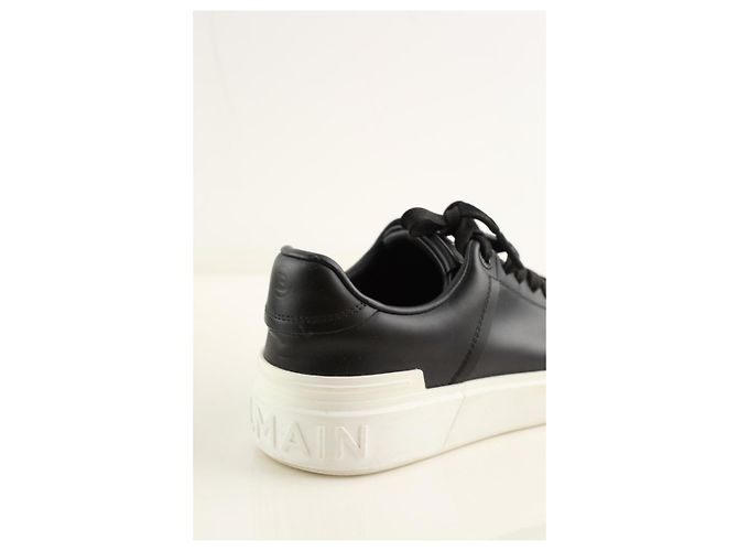 Balmain Schwarze Leder-Sneaker - Ansicht 3