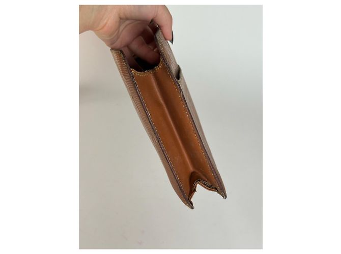 Vintage Louis Vuitton EPI Leather clutch brown Orange - view 9