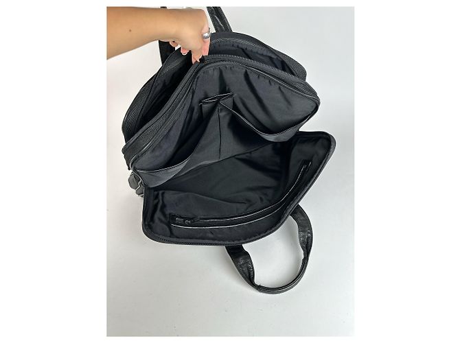 Borsa da viaggio vintage in pelle vegana Issey Miyake nera - vista 3
