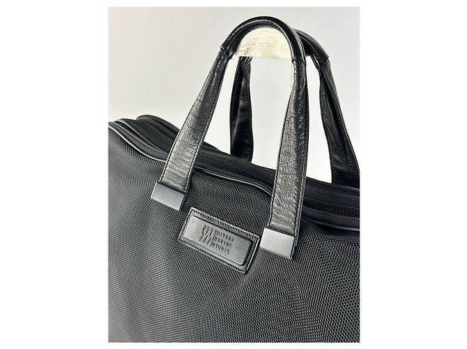 Borsa da viaggio vintage in pelle vegana Issey Miyake nera - vista 4