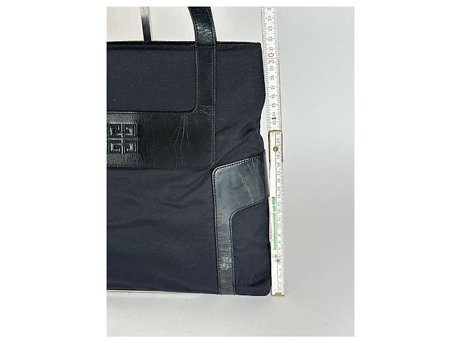 Vintage Givenchy Ledertasche schwarz - Ansicht 10