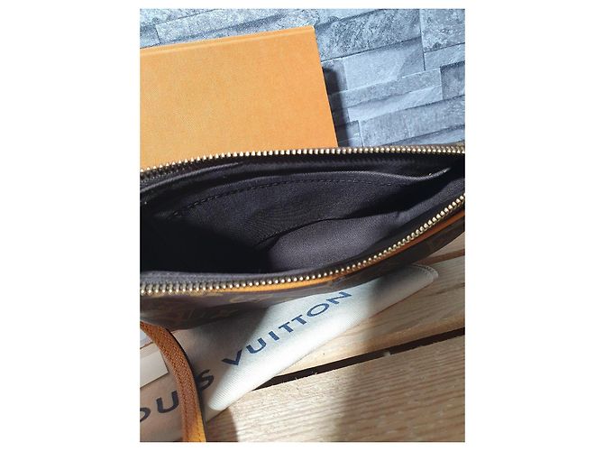 Louis Vuitton Pallas BB Monogram Marrone Zafferano - view 5