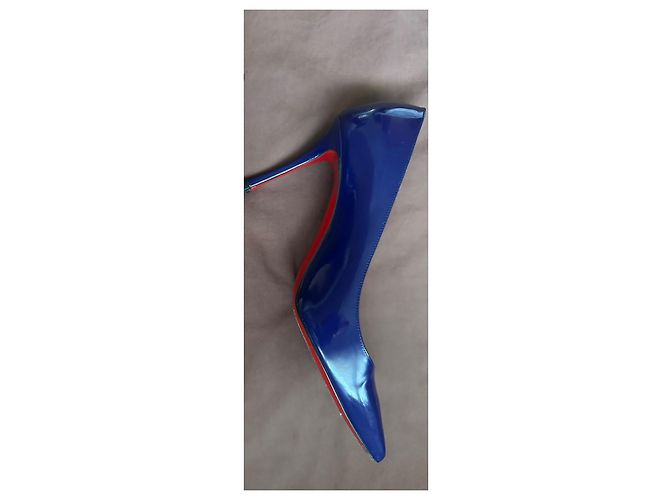 Décolleté Christian Louboutin in vernice blu - vista 2