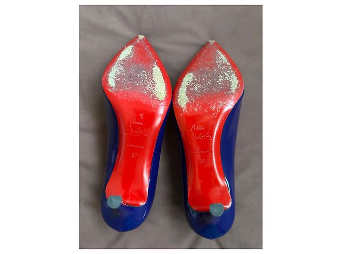 Décolleté Christian Louboutin in vernice blu - vista 3
