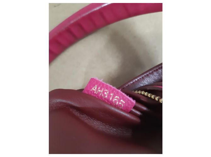 Capucines Borsa Hobo Tournon di Louis Vuitton in pelle rosa - vista 13