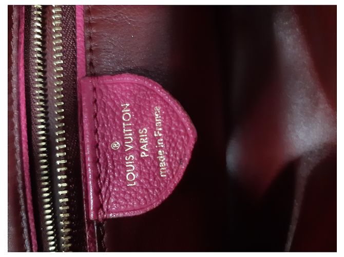 Capucines Borsa Hobo Tournon di Louis Vuitton in pelle rosa - vista 14