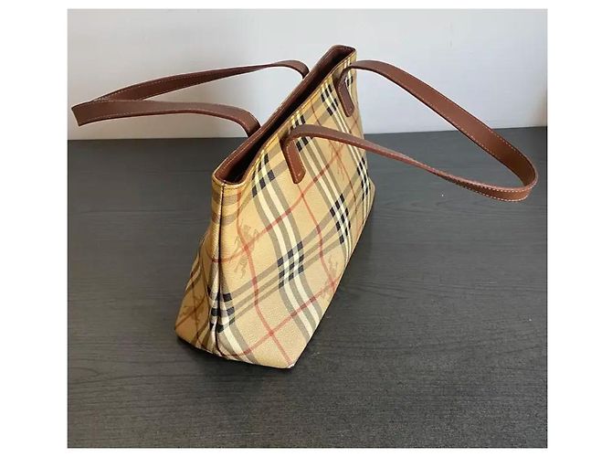 Borsa a tracolla Burberry beige in pelliccia - vista 6