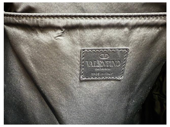 Valentino Garavani Zaino in nylon nero in jacquard camouflage Valentino - vista 15