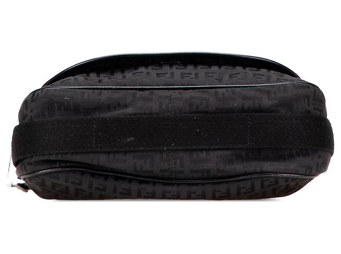 Borsa a tracolla in tela Zucchino nera di Fendi - vista 3