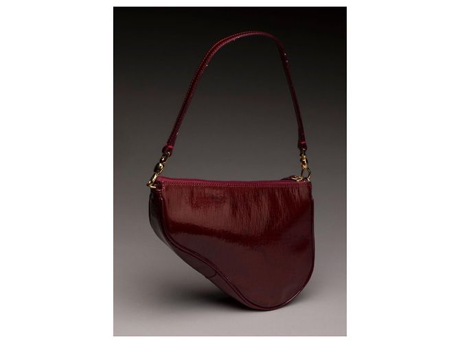Bolso Christian Dior Saddle Mini Cuero Charol Rojo Roja - vista 3
