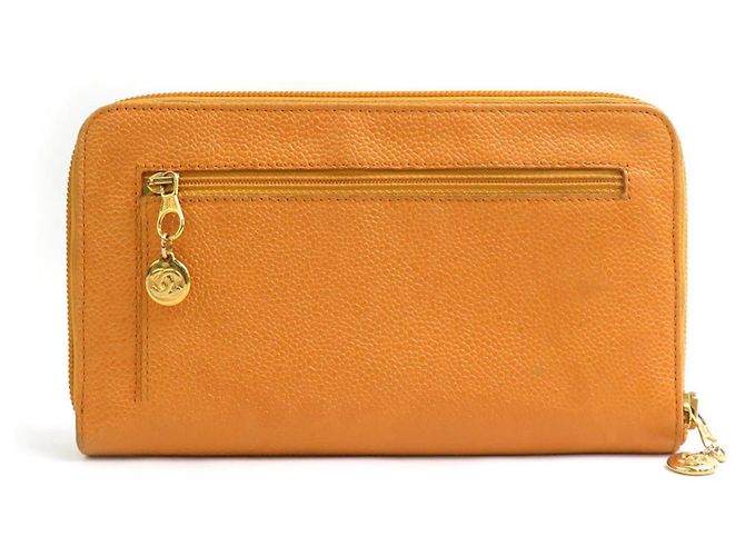 Cartera larga de piel de ternera granulada naranja Chanel - vista 2