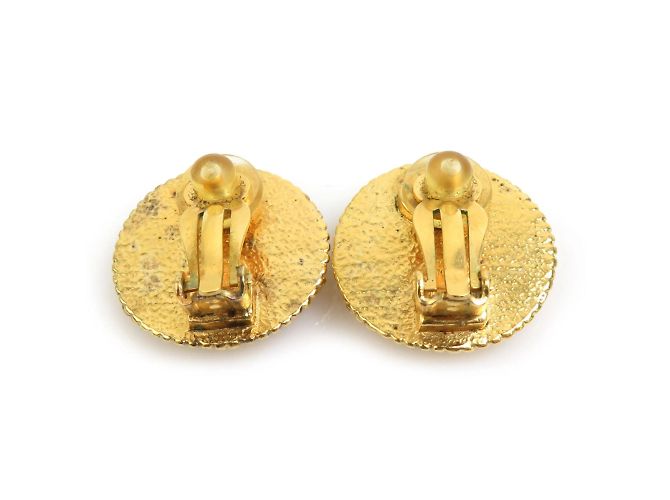 Orecchini a clip in metallo dorato Chanel Coco Mark D'oro - vista 4