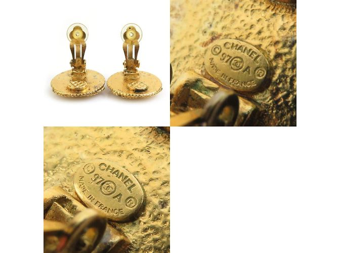 Orecchini a clip in metallo dorato Chanel Coco Mark D'oro - vista 5