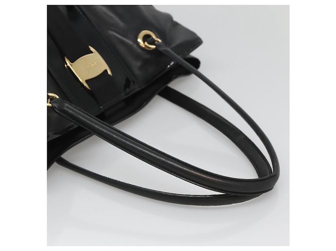 Bolso Tote Vera de cuero negro y dorado de Salvatore Ferragamo Auth bs26608 - vista 7