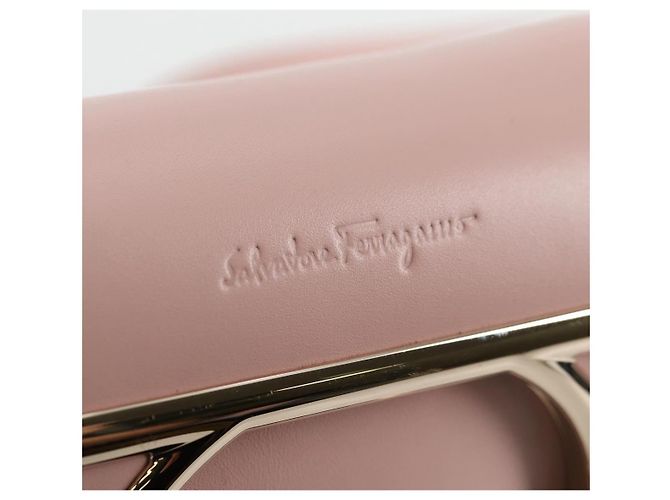 Borsa a Spalla Gancini in Pelle Rosa Dorato Salvatore Ferragamo Auth 127475M - vista 18