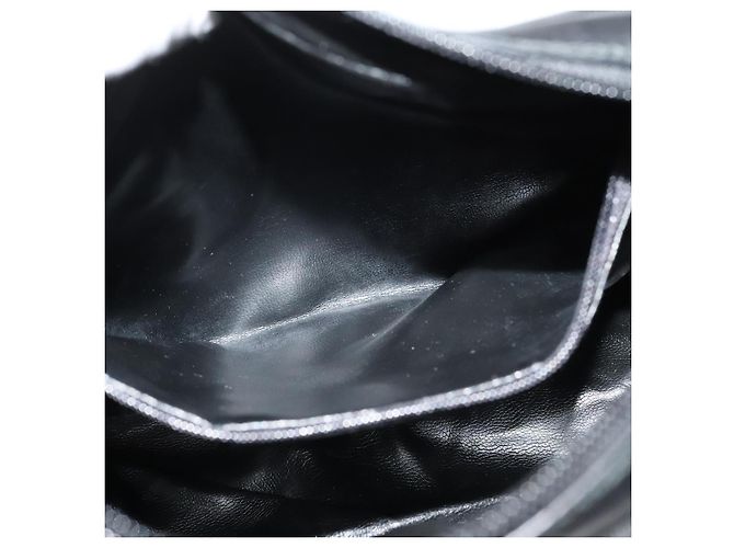Borsa a Spalla Vala in Pelle Nera e Oro Auth 129395 di Salvatore Ferragamo Nero D'oro - vista 20