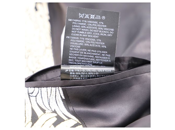 Blazer Cape Totême Dinner em Viscose Branca e Preta - vista 7