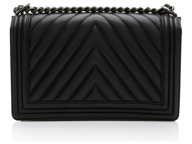 Borsa Boy New Medium in pelle di agnello Chevron di Chanel Nero - vista 3