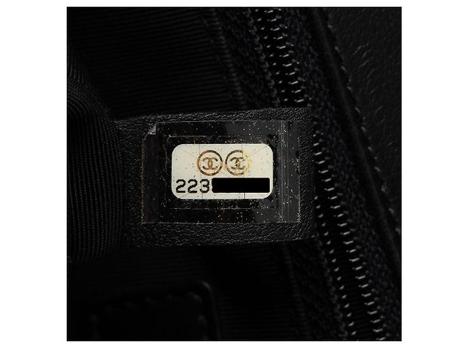 Borsa Boy New Medium in pelle di agnello Chevron di Chanel Nero - vista 6
