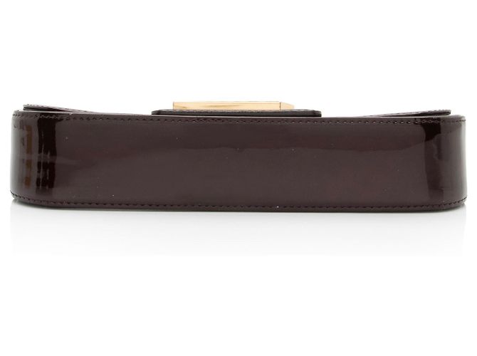 Clutch Sobe de cuero patentado Louis Vuitton Roja - vista 4