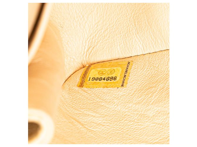 Chanel Marrone Medio Classico Caviar Doppia Patta Beige - vista 6