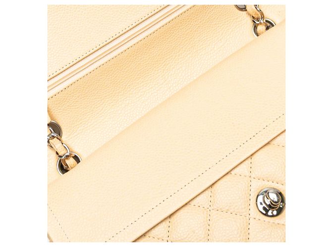 Chanel Marrone Medio Classico Caviar Doppia Patta Beige - vista 7