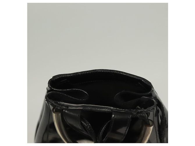 Zaino Gancini in smalto nero e oro Auth 125955 di Salvatore Ferragamo - vista 6