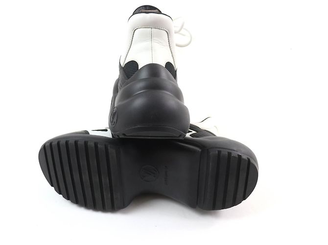 Sneakers alte Monogram Louis Vuitton 35.5 Nero Bianco - vista 7