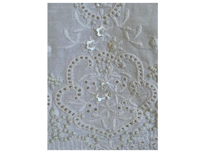 Mini vestido Gas branco de algodão com renda sangallo e paetês - vista 6