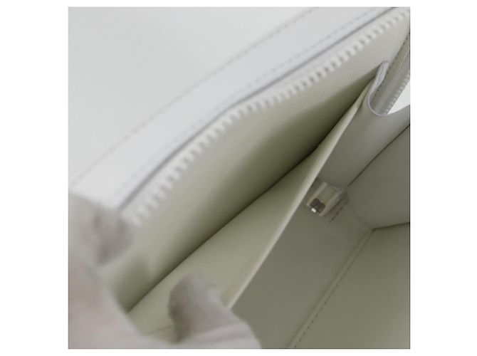 LOUIS VUITTON Monogramma LV Ornamento Borsa Trunk Morbida Bianca M21833 LV Auth MX402SM Bianco - vista 20
