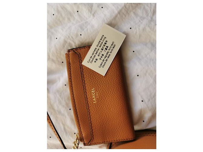 Le Huit Borsa a secchiello Lancel Huit GM in pelle cammello Marrone D'oro Marrone chiaro Gold hardware - vista 19