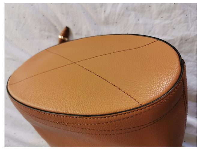 Le Huit Borsa a secchiello Lancel Huit GM in pelle cammello Marrone D'oro Marrone chiaro Gold hardware - vista 9